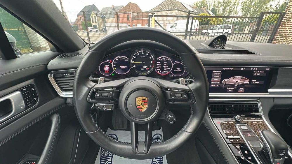 Porsche panamera 4 e-hybrid 69500 €