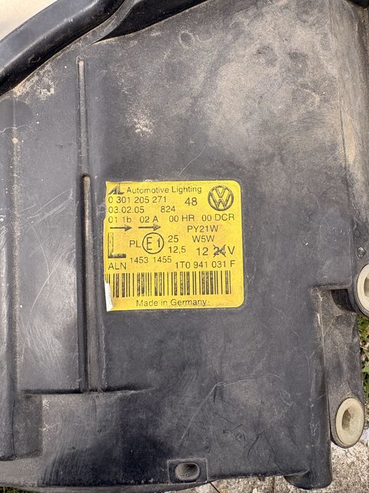 Фарове за VW Touran