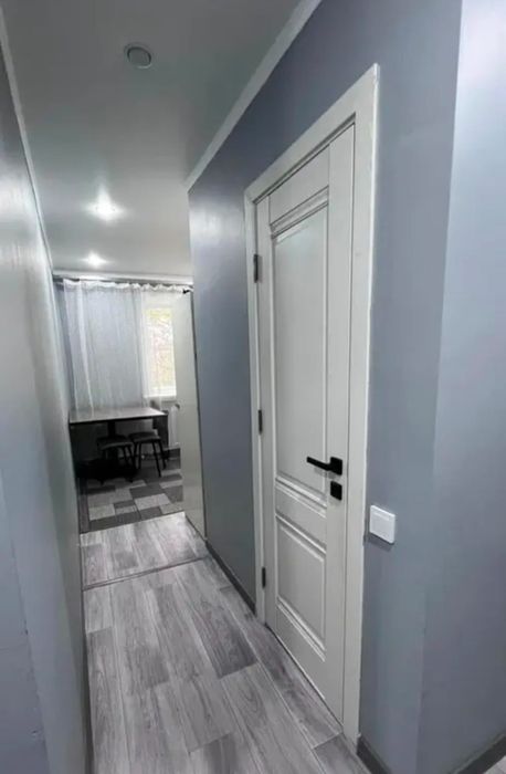 Продаётся 2 комн в центре М.Маметова