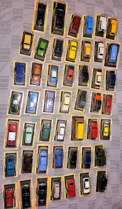 Machete colecția deagostini sigilate în ambalajul original + revista