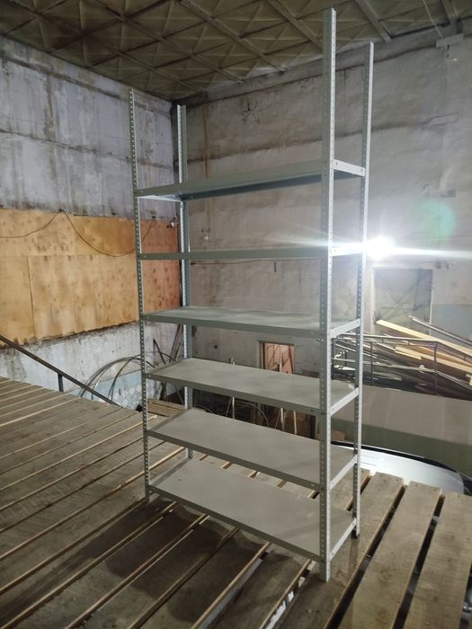 Продам стеллажи полки