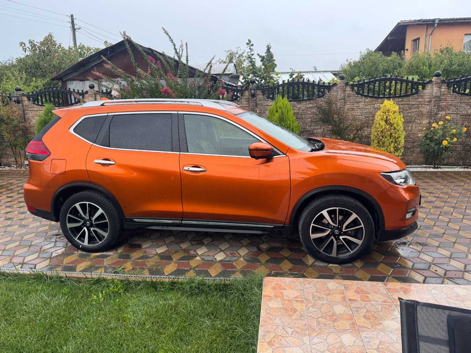 Продавам Nissan X-Trail 2018