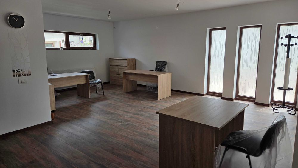 De inchiriat apartament 4 camere, parter, Otopeni
