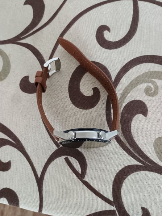 Продавам HUAWEI GT2