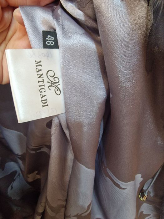 Продам норковую шубу новая