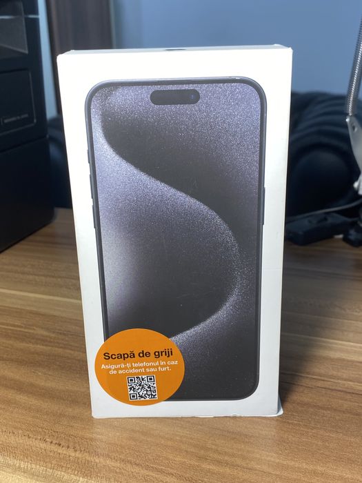 iPhone 15 Pro Max • 512 GB • Black Titanium