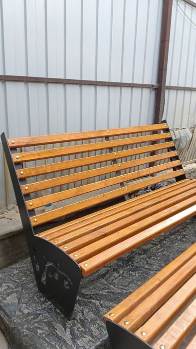 Скамейки уличные