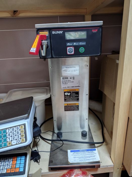 Капельная кофеварка Bunn