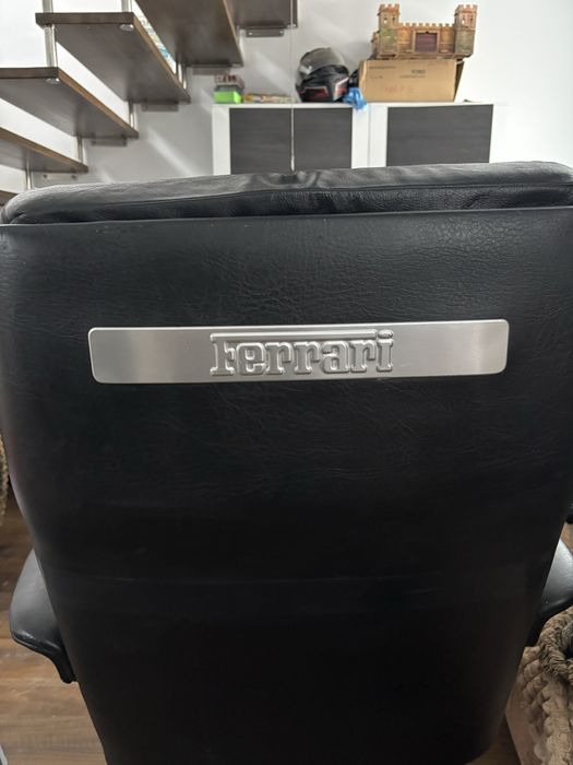 Scaun birou din piele Ferrari