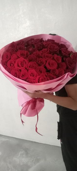 Продам букет из 51 красных роз