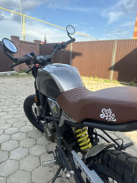 Minsk scrambler 250