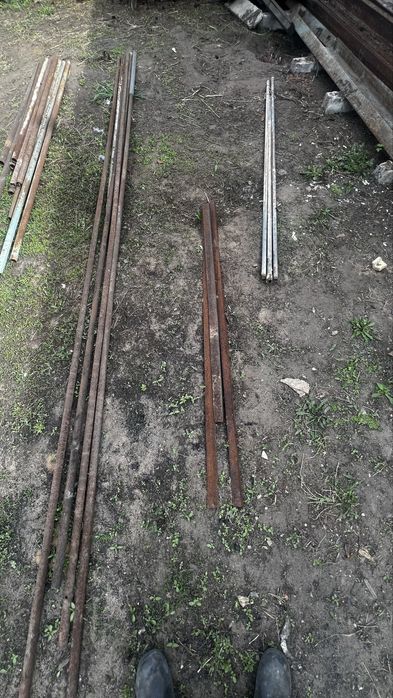 Продаются металлические трубы.