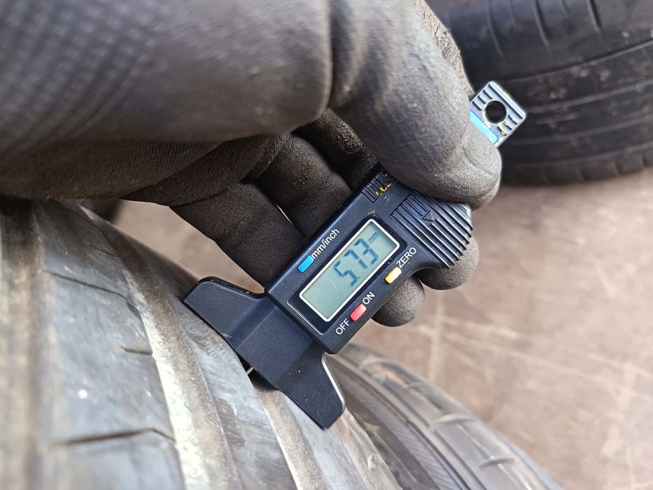 Anvelope vara 245 35 18 toyo 2019 5.7mm.