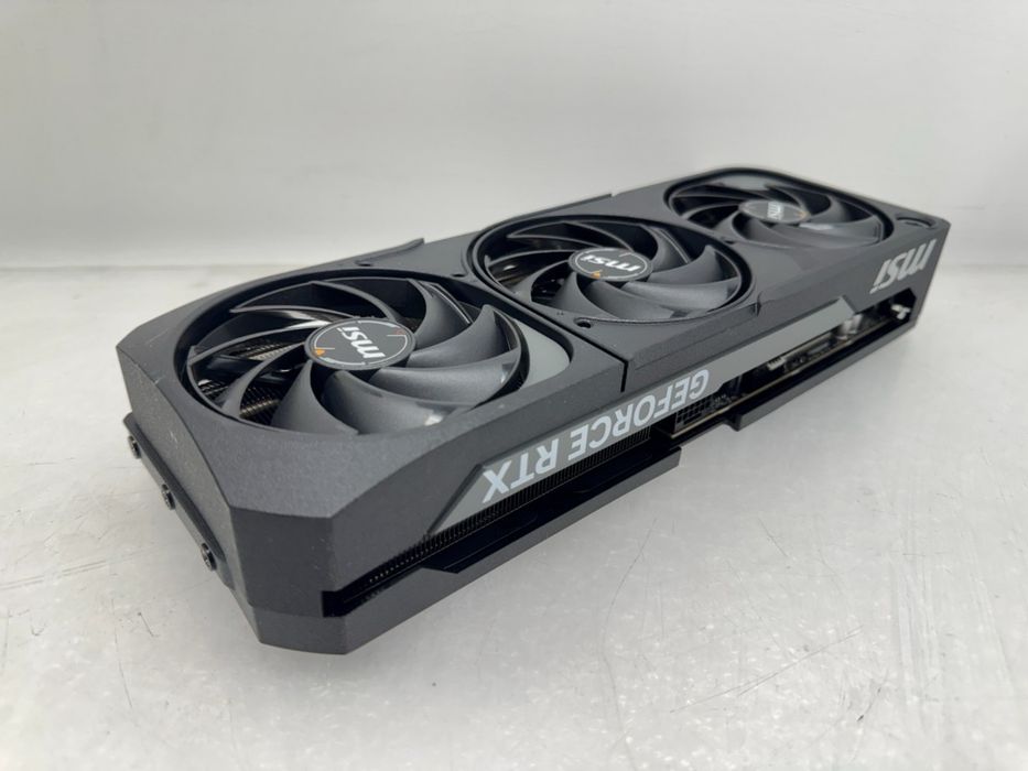 Rtx 5070 msi shadow 3x новая