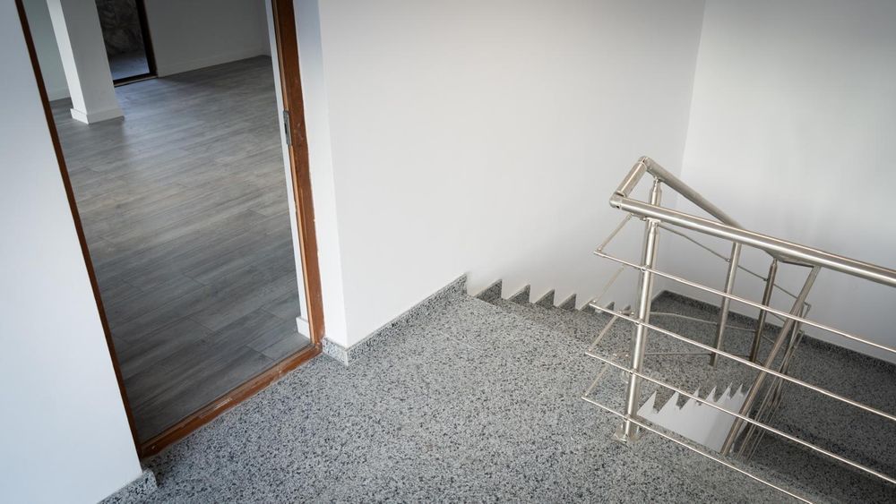 Vila de închiriat 8 camere si 8 grupuri sanitare