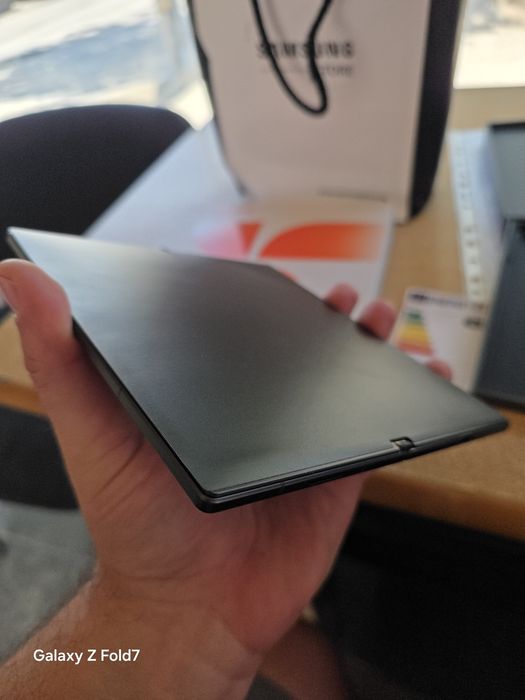 Samsung Galaxy Z Fold8 Ultra, 12GB RAM, 512GB, 5G  Graphite   Като Нов! Гаранция!!!