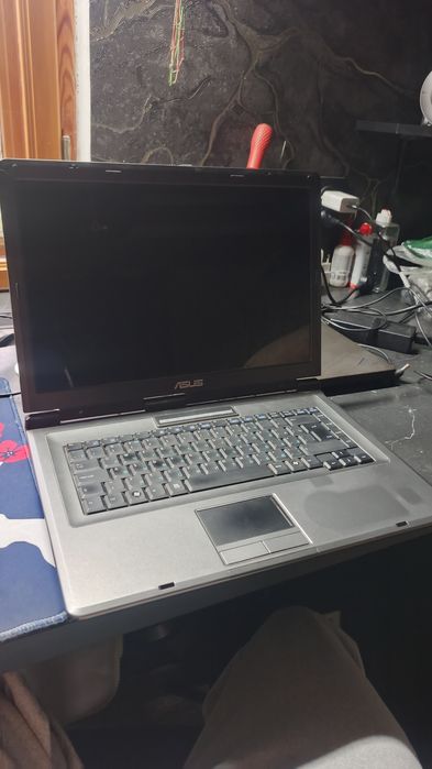 Ноутбук ASUS X51L (для работы от сети / гаража / дачи)