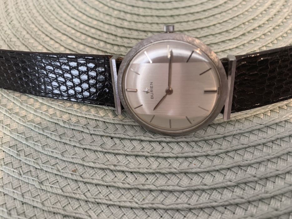 Ceas Buren-model depose