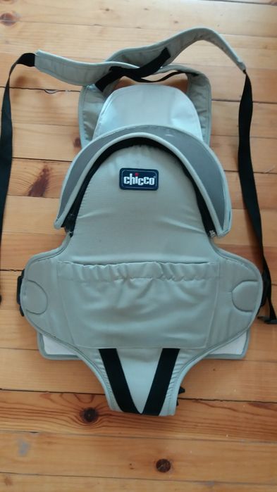 Ново бебешко кенгуру Chicco