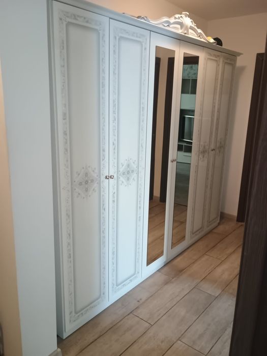 Apartament 2 camere, spațios zona Piata Centrala