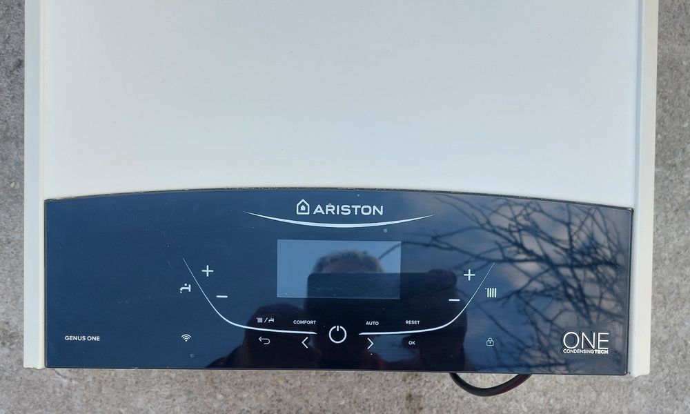 Depozit piese s.h. Ariston Genus One 30.