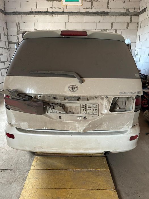 Продам машину на ходу в аварином состоянии