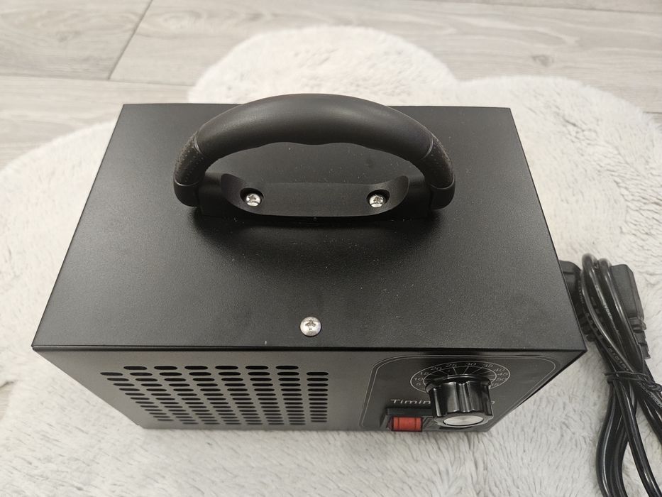 Мощен озонатор,стерилизатор и пречисвател на въздух