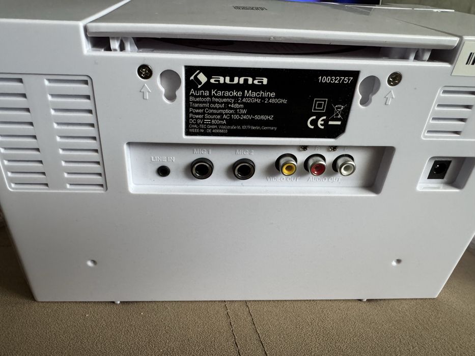 Кареоке колонка, лампа и радио часовник