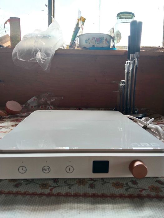 Панельная плита, и мультигриль