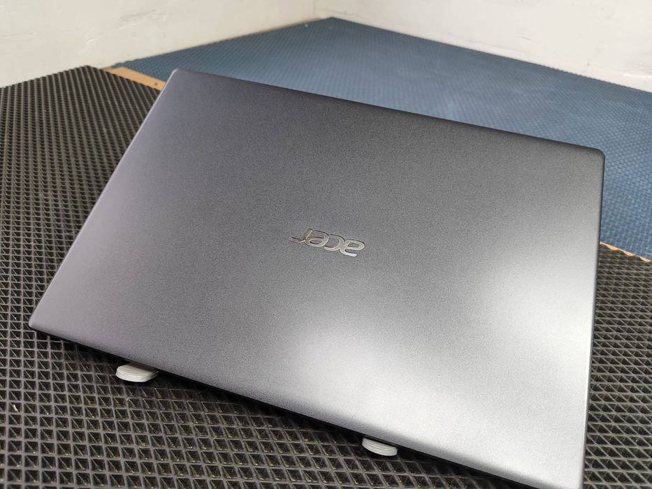 НОУТБУК ACER/DDR4/SSD m2/Athlon Silver/ATI Grafics