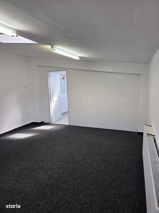 Spatiu(birou)-32mp, et.1, hala, strada Garii