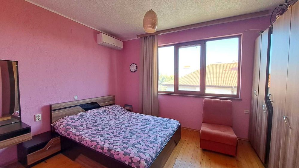 Продавам 2 етажа