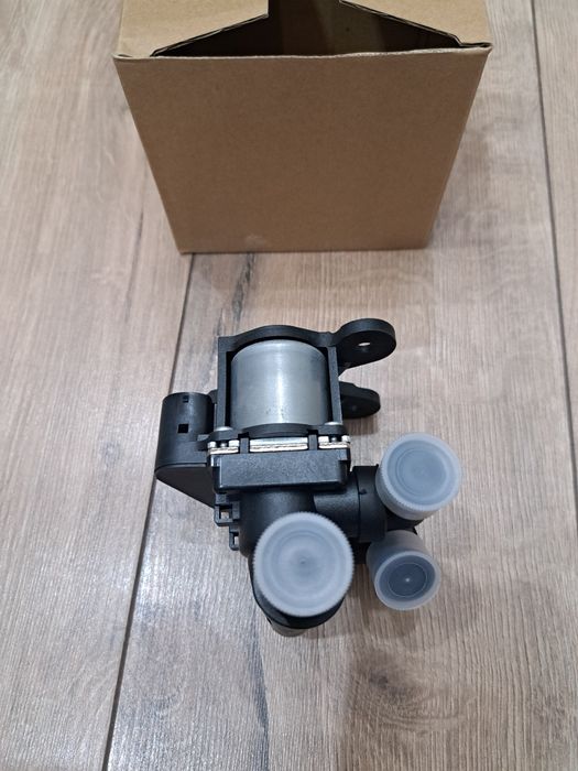 Клапан печки Бмв Е34 новый