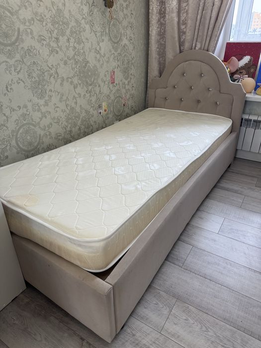 Детская кровать - 2 шт