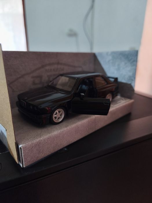 Machetă BMW M3 1987