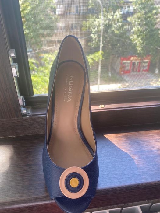 Продаются новые туфли