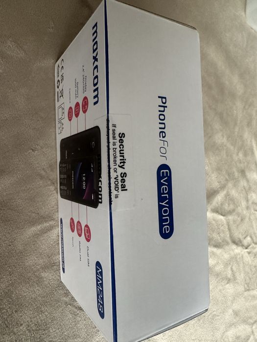 Telefon Maxcom nou