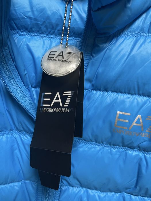 EA7 Emporio Armani -Light Down Jacket -  НОВО преходно яке S/ Оригинал