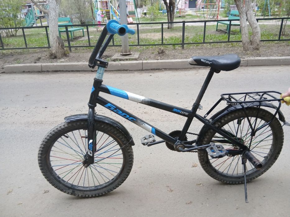 Продам два велосипеда.