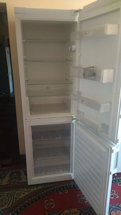 Холодельник сотилади!