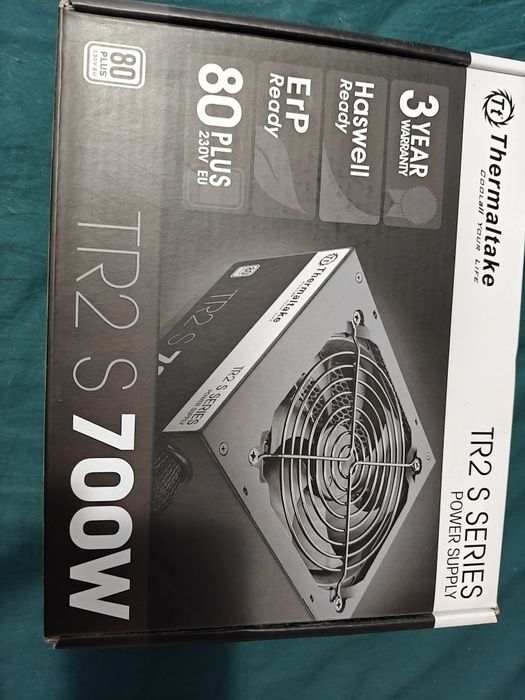 Sursă Thermaltake TR2 S 700W