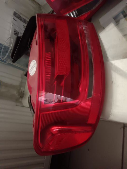 Stopuri Audi B8 limuzina