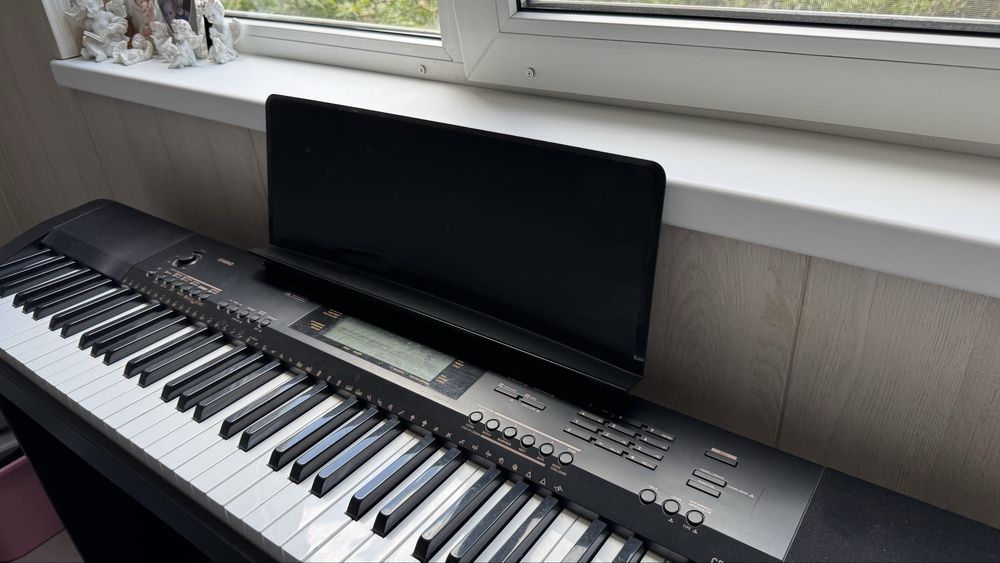 Электрическое фортепиано/синтезатор