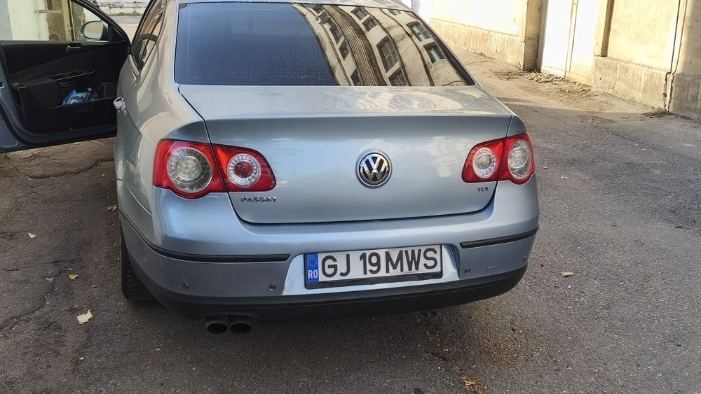 Volkswagen Passat CC 2010 diesel, 3.773 € — imagine 5