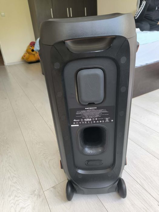 JBL partibox 310