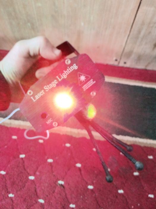 Лазерный света дийотник