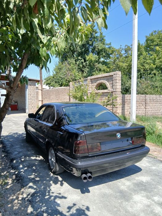 Sotiladi BMW E34