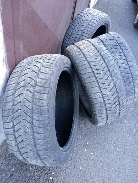 Anvelope 225/45R17 iarnă Pirelli