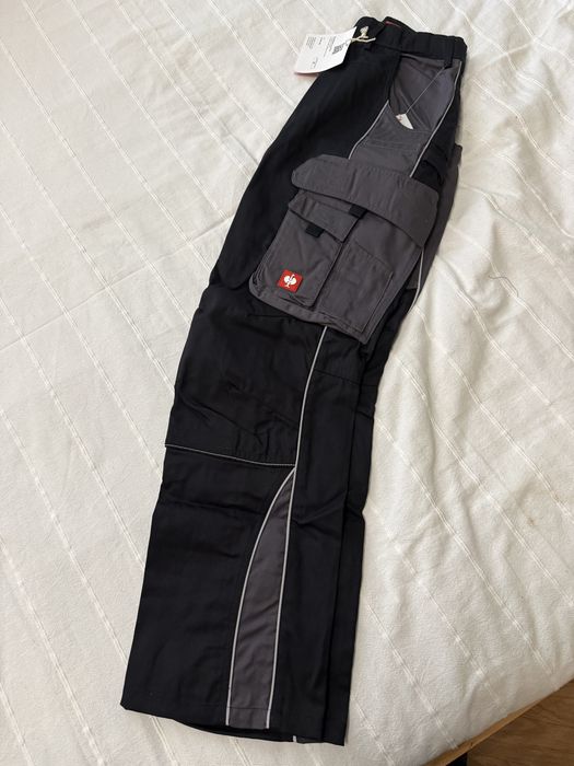 Pantaloni Strauss marimea 46