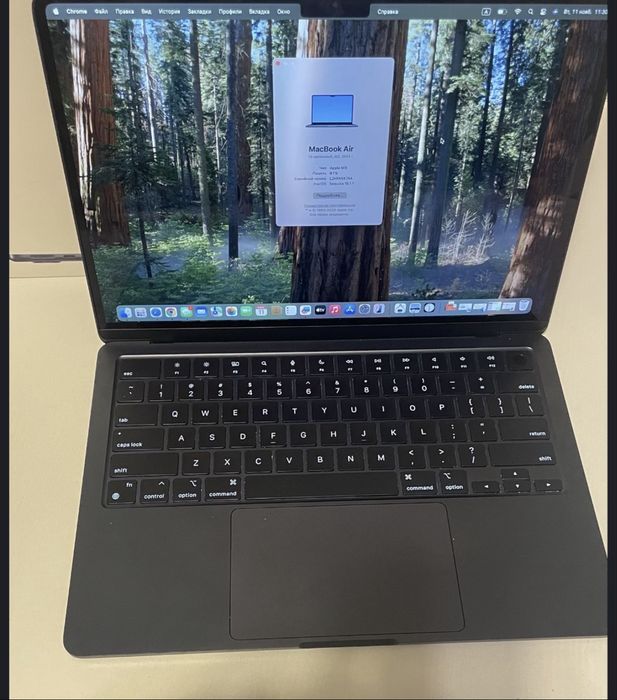Продам Macbook Air 2024 m3 8/256